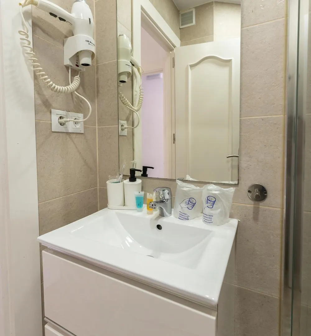 Urban Rooms B&R Málaga Spanien