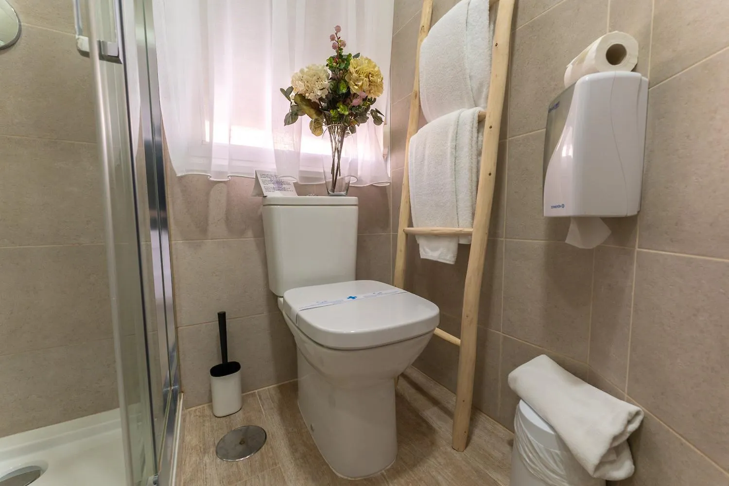 Urban Rooms B&R 马拉加 0*,  西班牙